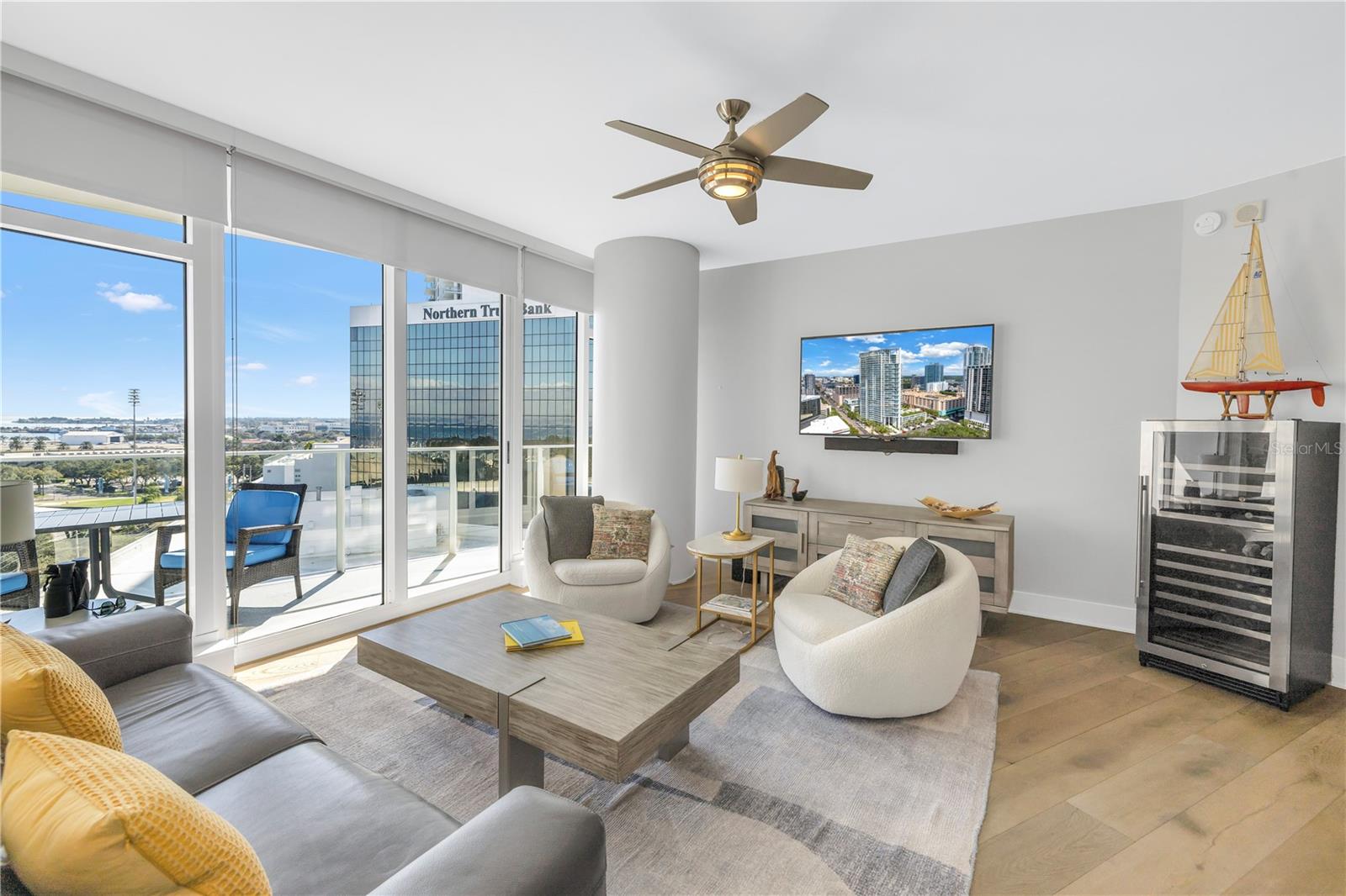 175 1ST St #1006 ST PETERSBURG, FL 33701