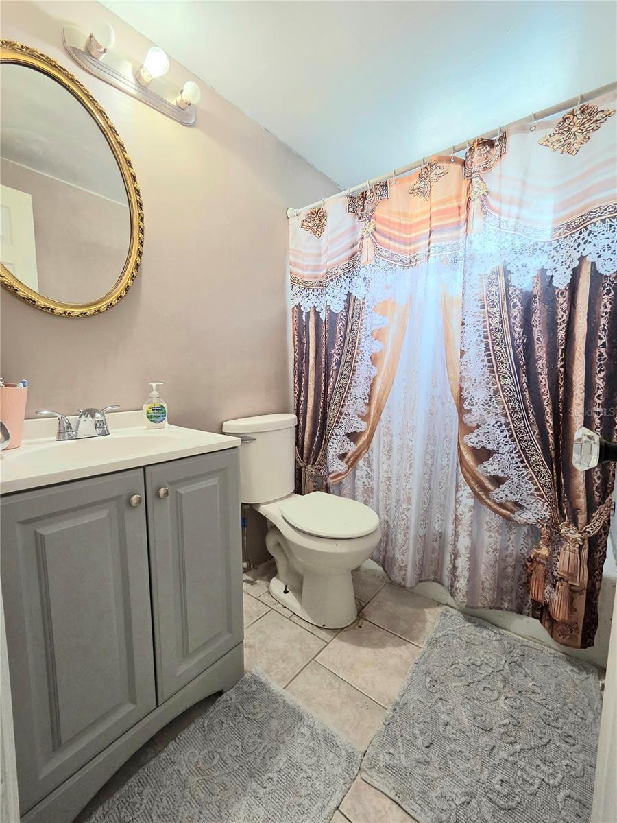638 DOGWOOD Ct DUNEDIN, FL 34698