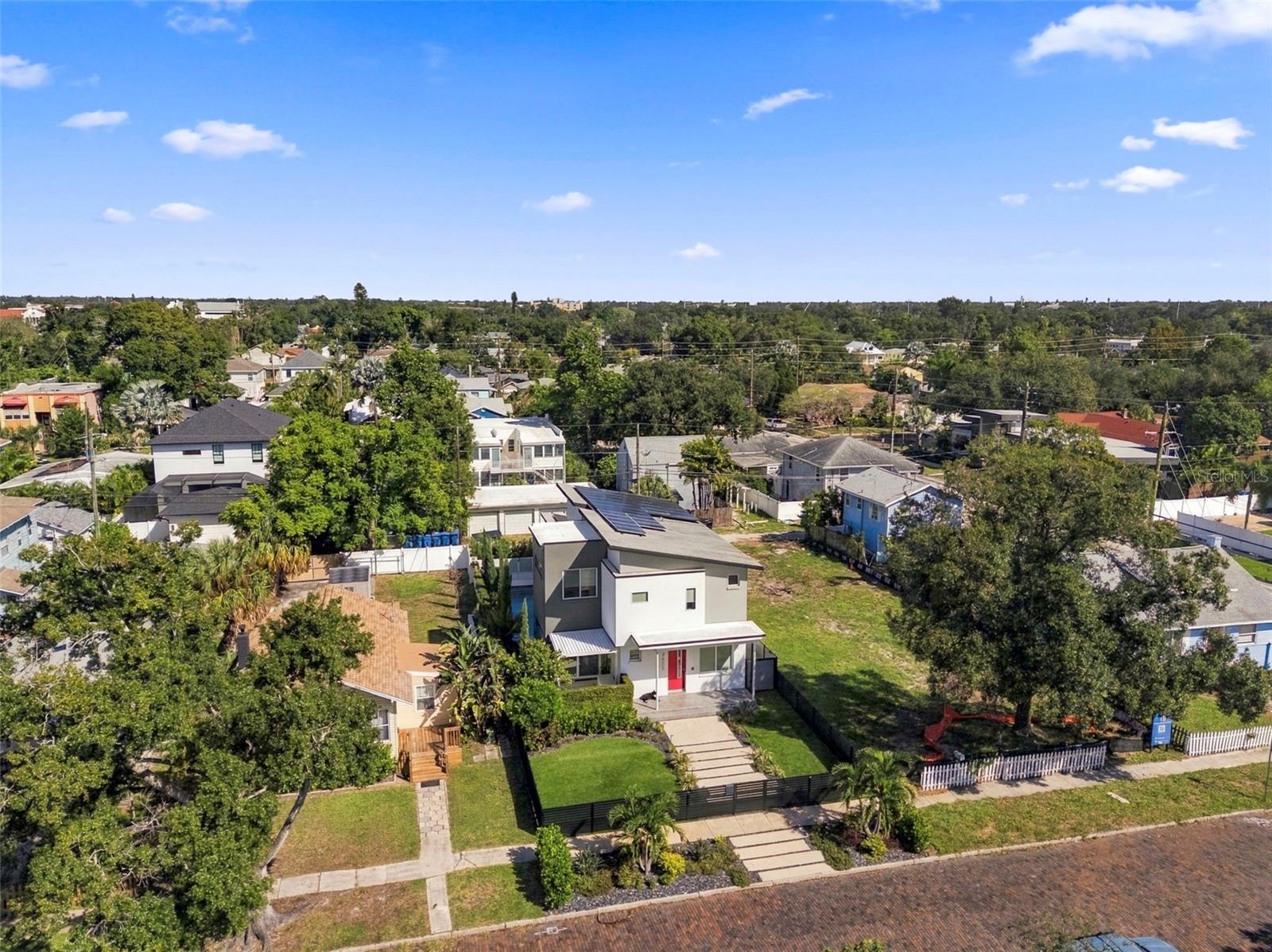 2423 2ND Ave ST PETERSBURG, FL 33713