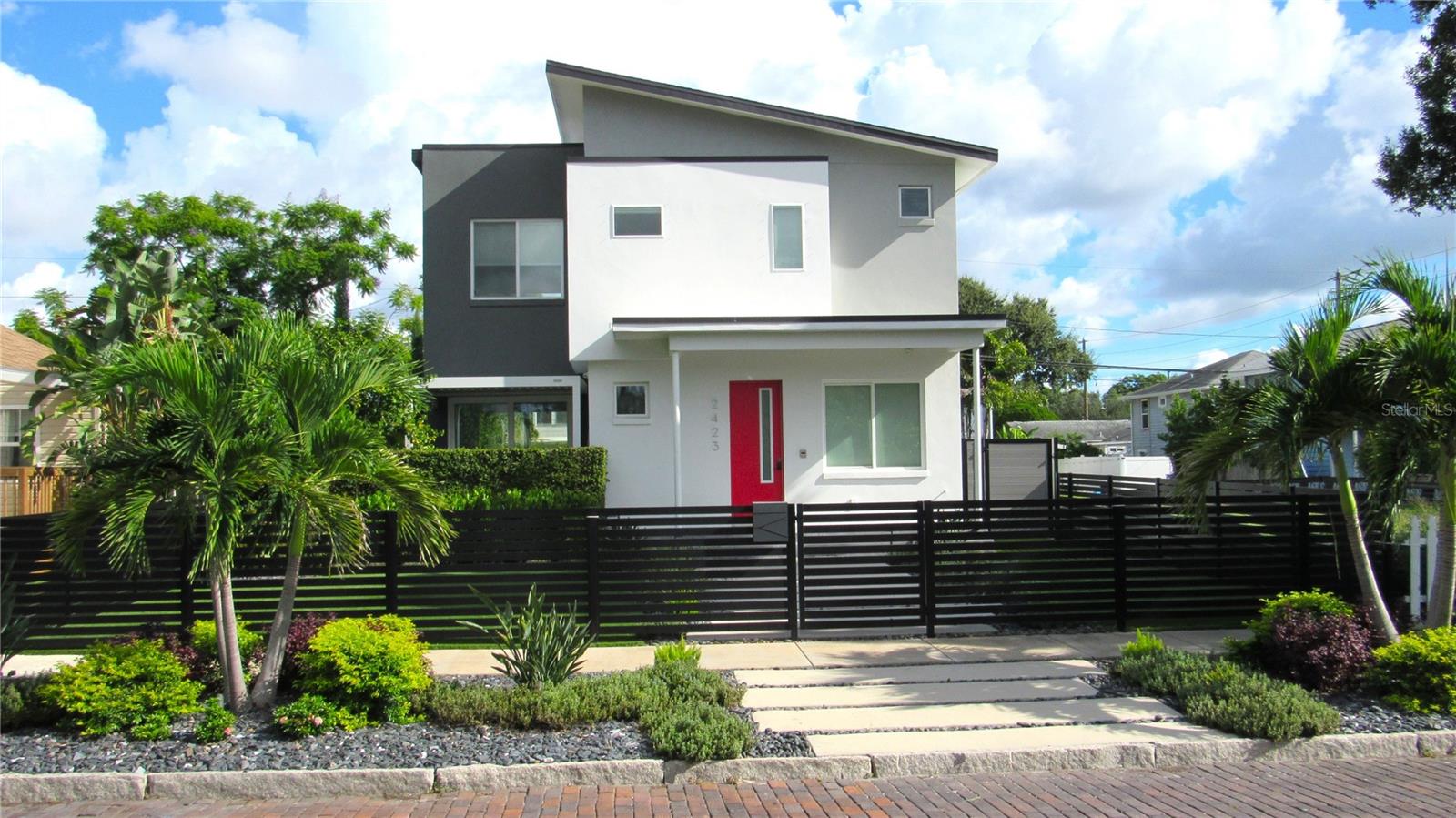 2423 2ND Ave ST PETERSBURG, FL 33713