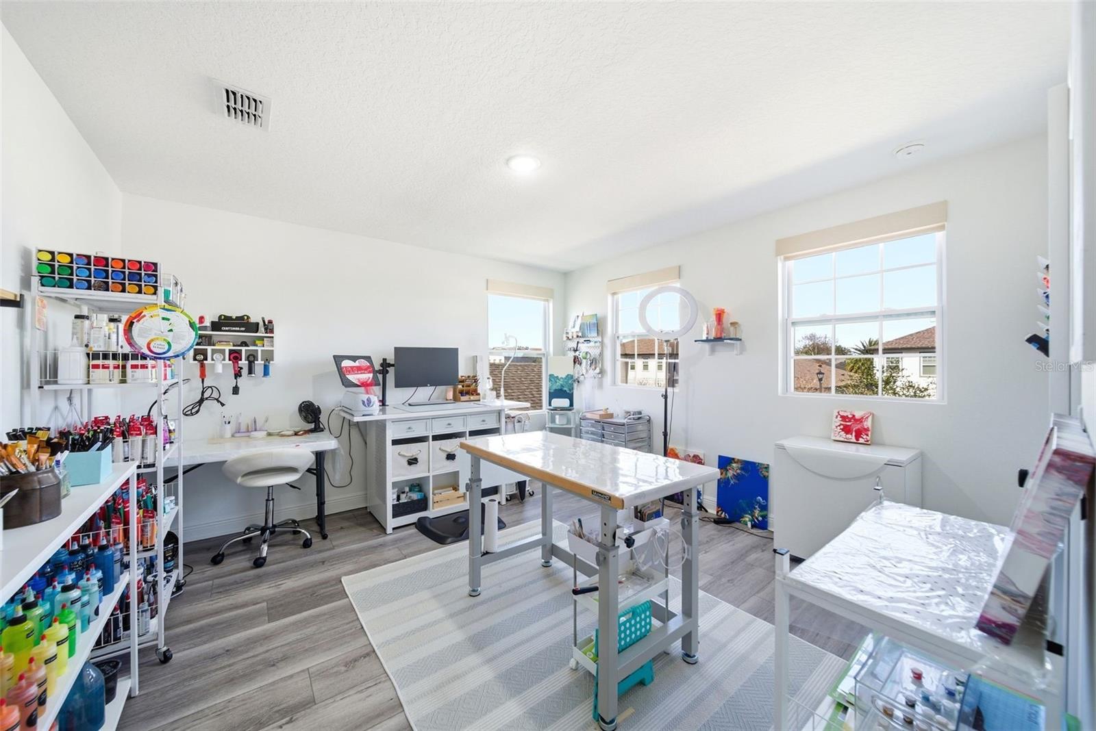 9211 WAVERLY Walk Dr ORLANDO, FL 32817