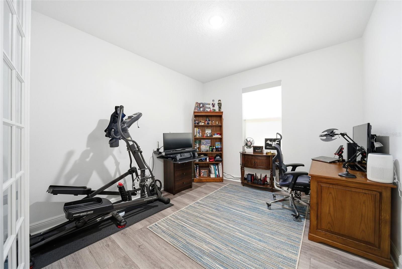 9211 WAVERLY Walk Dr ORLANDO, FL 32817