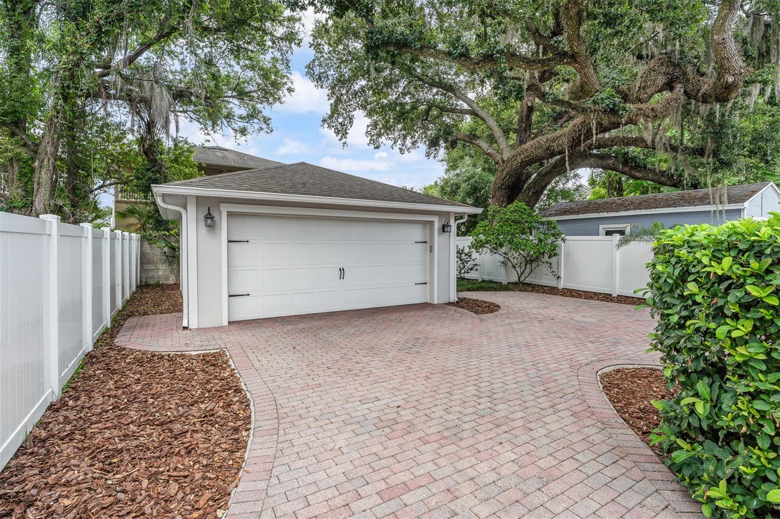 1325 PORTLAND Ave ORLANDO, FL 32803