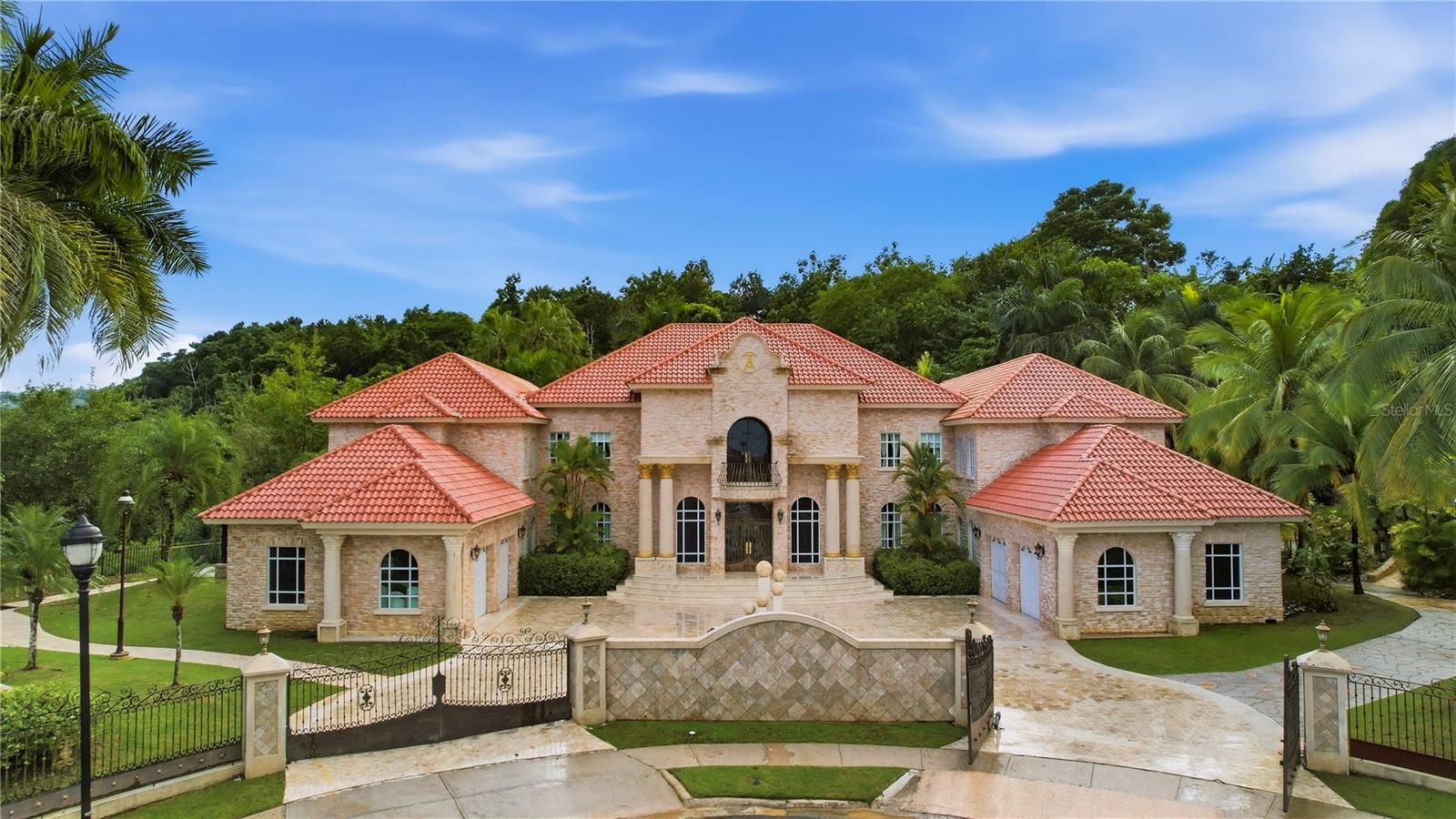 175-176 CALLE RUISEÑOR SAN JUAN, PR 00926