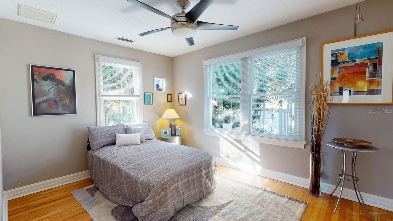 115 21ST Ave ST PETERSBURG, FL 33704