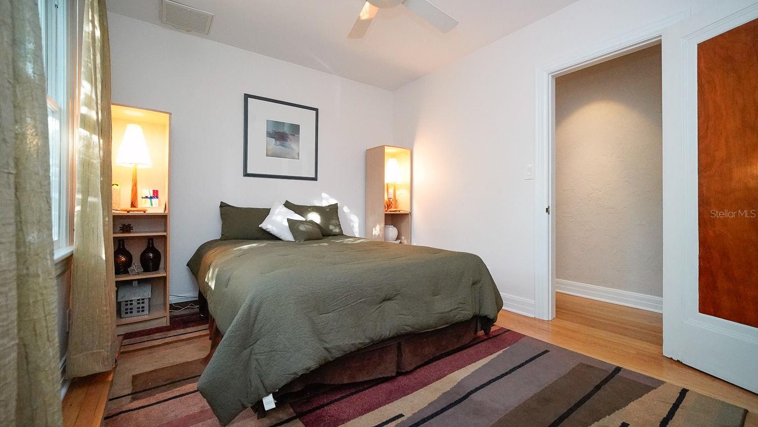 115 21ST Ave ST PETERSBURG, FL 33704