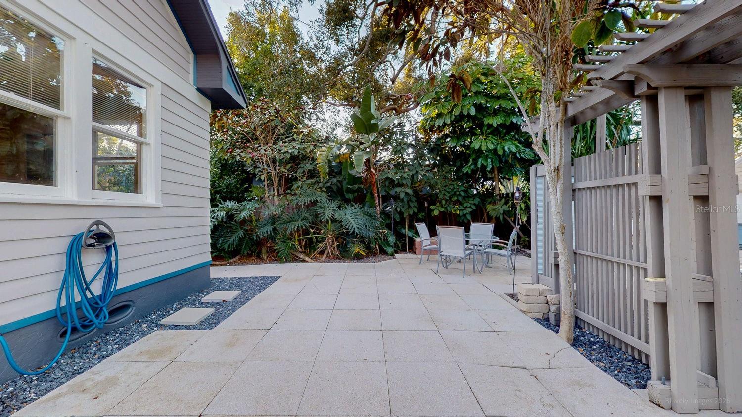 115 21ST Ave ST PETERSBURG, FL 33704