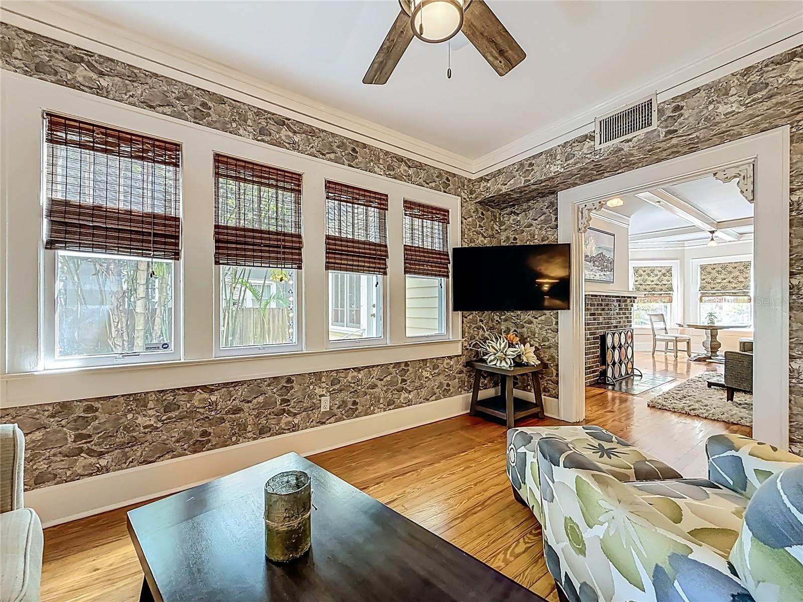 315 8TH Ave ST PETERSBURG, FL 33701