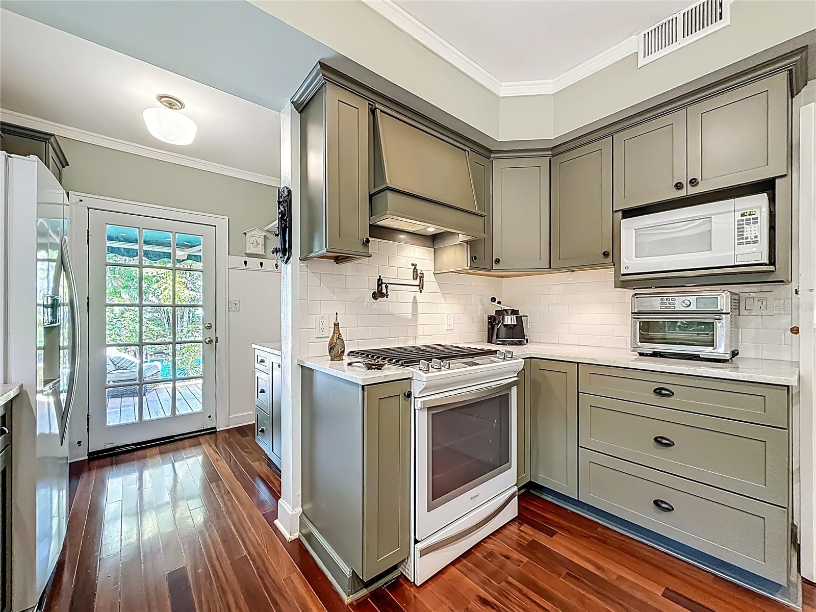 315 8TH Ave ST PETERSBURG, FL 33701