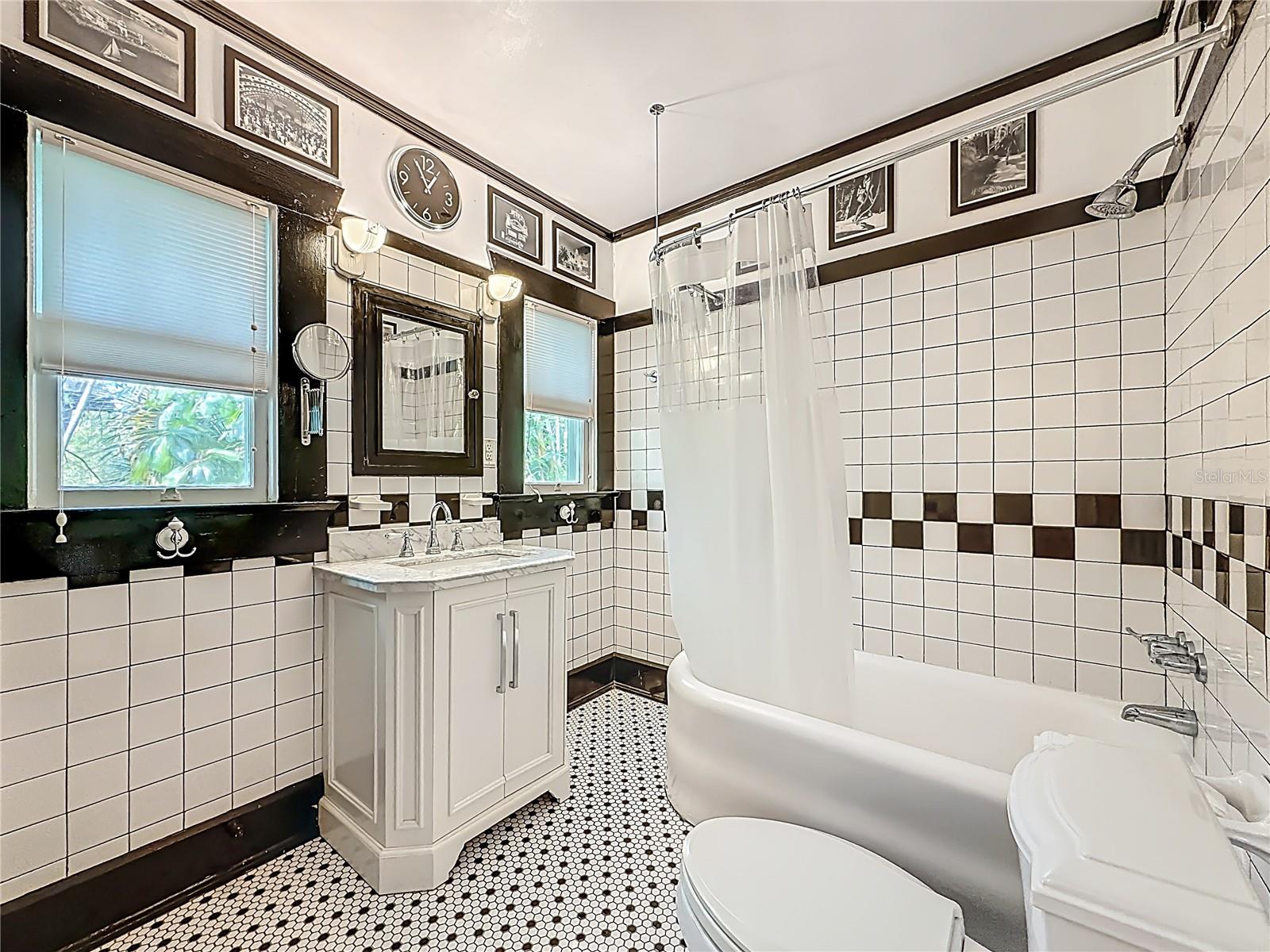 315 8TH Ave ST PETERSBURG, FL 33701