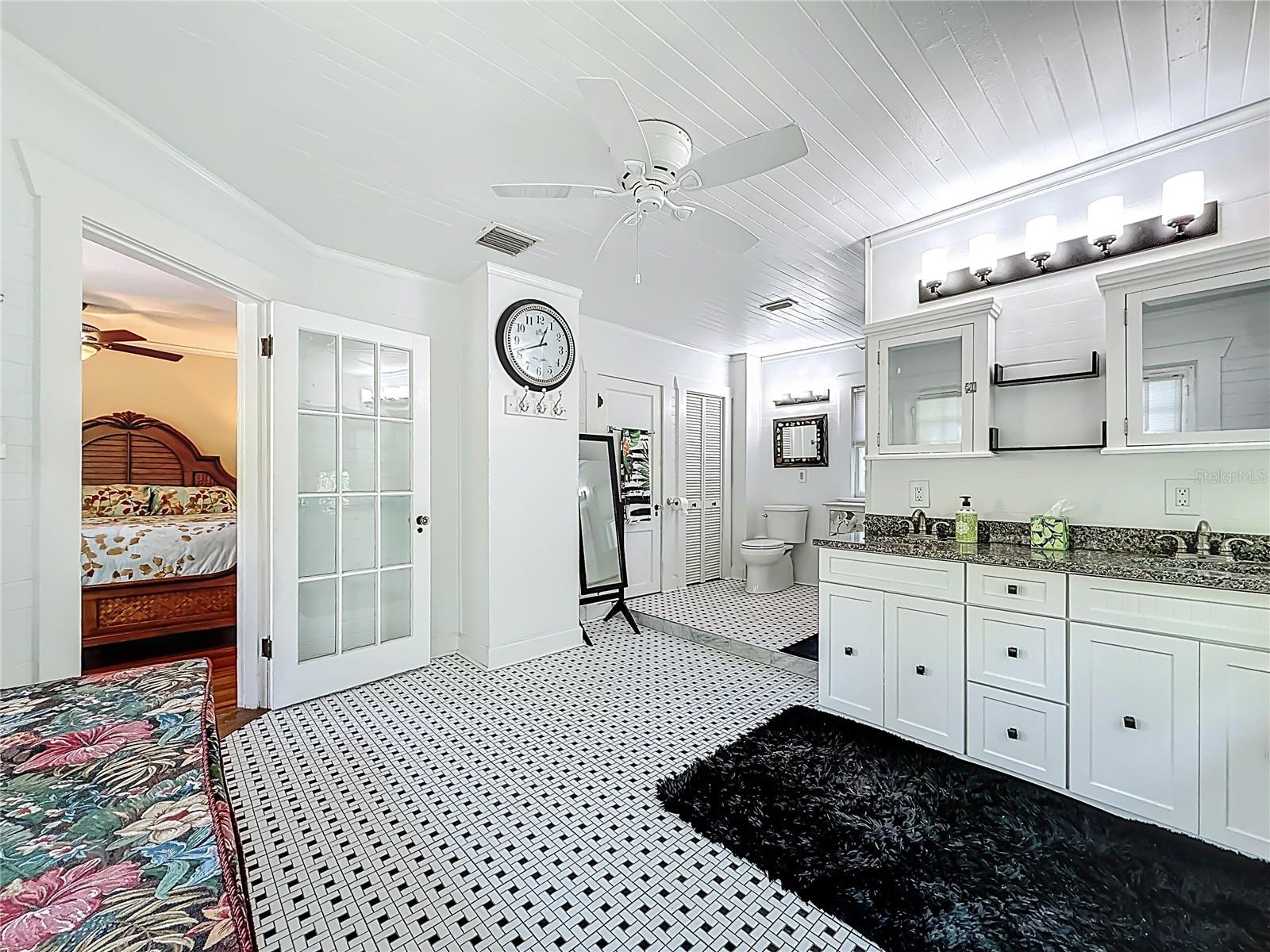 315 8TH Ave ST PETERSBURG, FL 33701