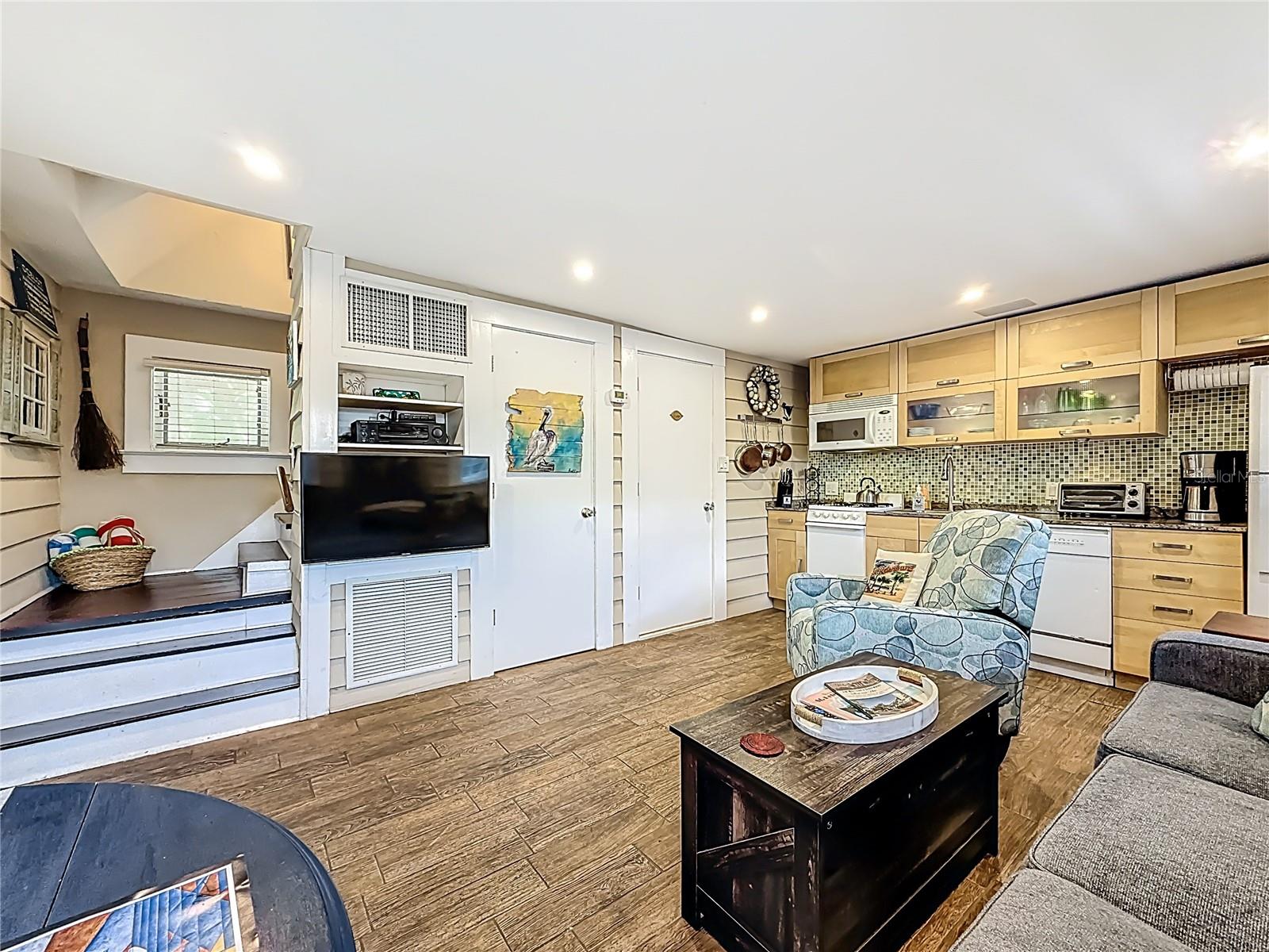 315 8TH Ave ST PETERSBURG, FL 33701