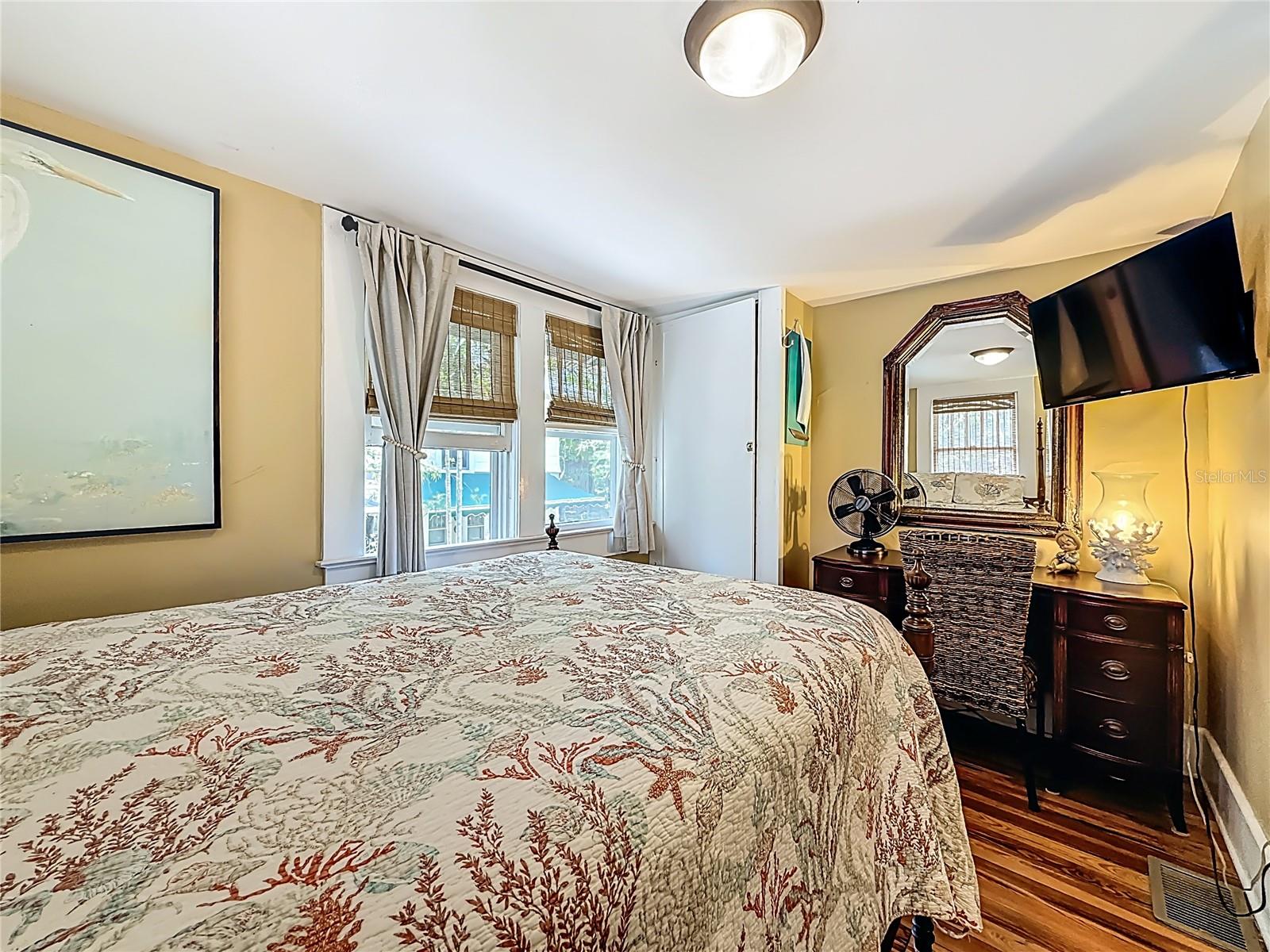 315 8TH Ave ST PETERSBURG, FL 33701