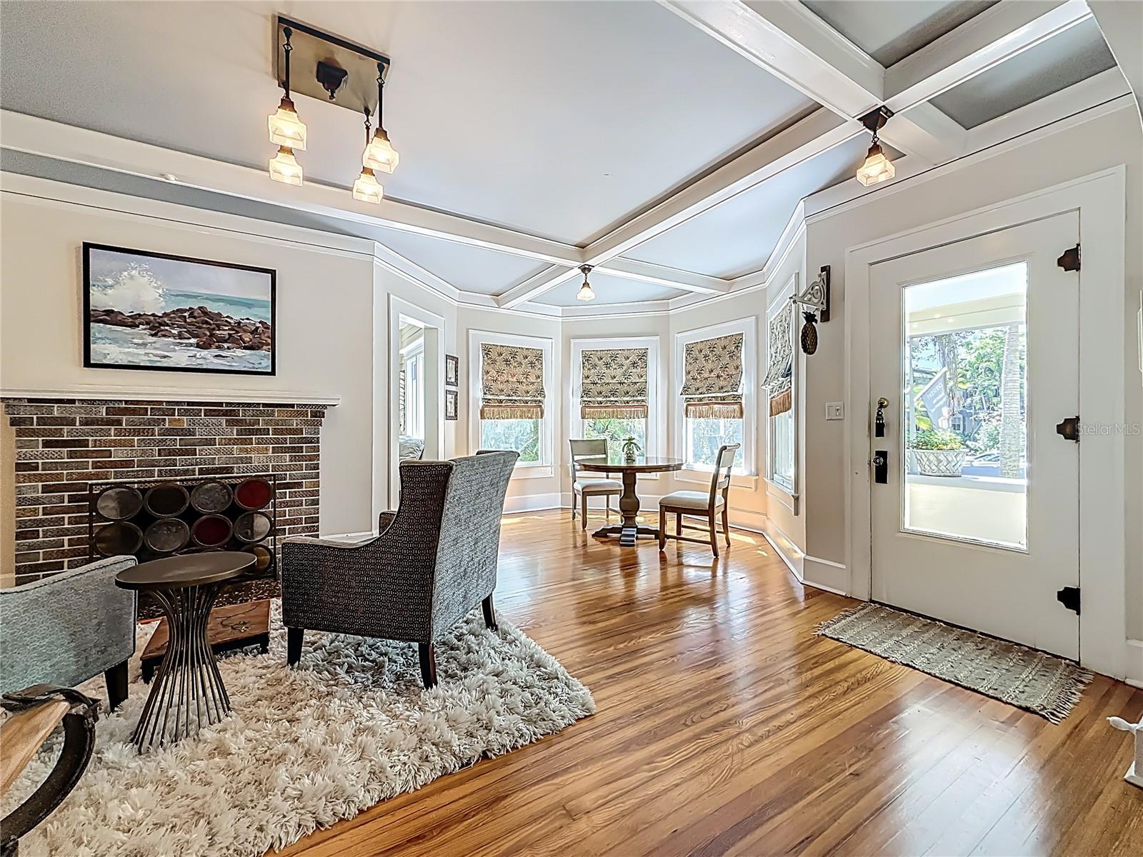 315 8TH Ave ST PETERSBURG, FL 33701