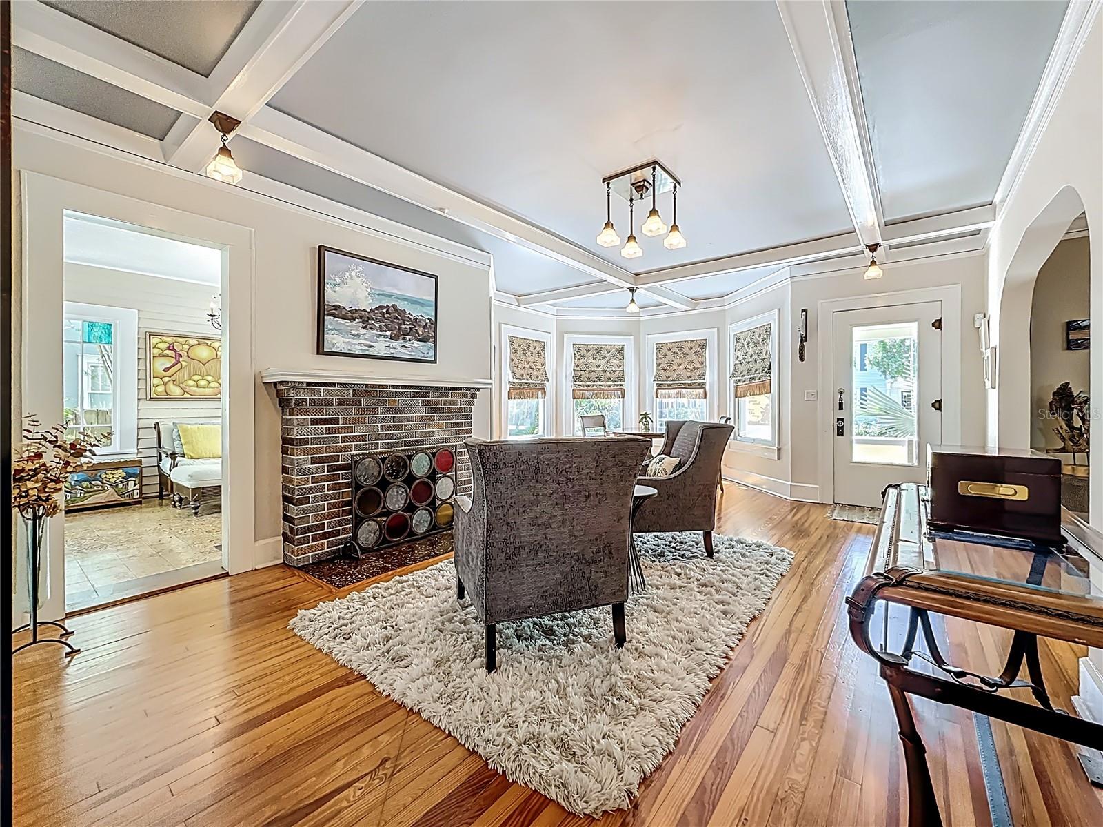 315 8TH Ave ST PETERSBURG, FL 33701