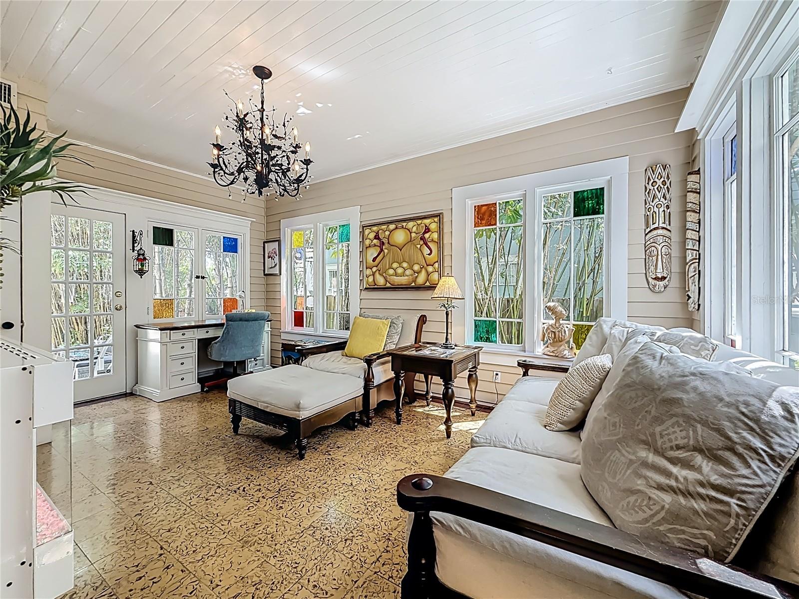 315 8TH Ave ST PETERSBURG, FL 33701