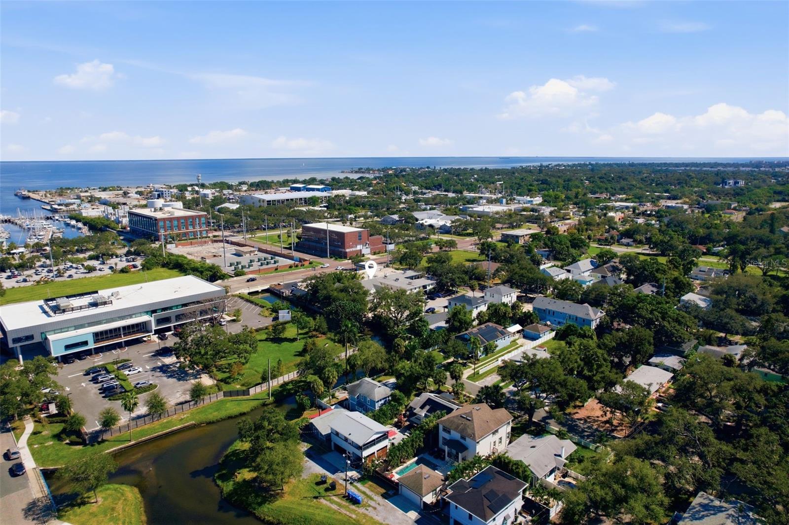 1208 5TH St ST PETERSBURG, FL 33701