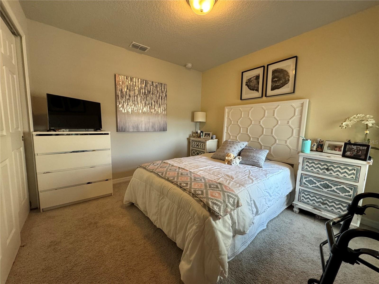 1119 DESERT CANDLE Dr OCOEE, FL 34761