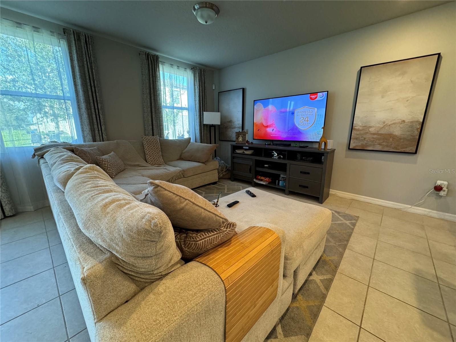 1119 DESERT CANDLE Dr OCOEE, FL 34761