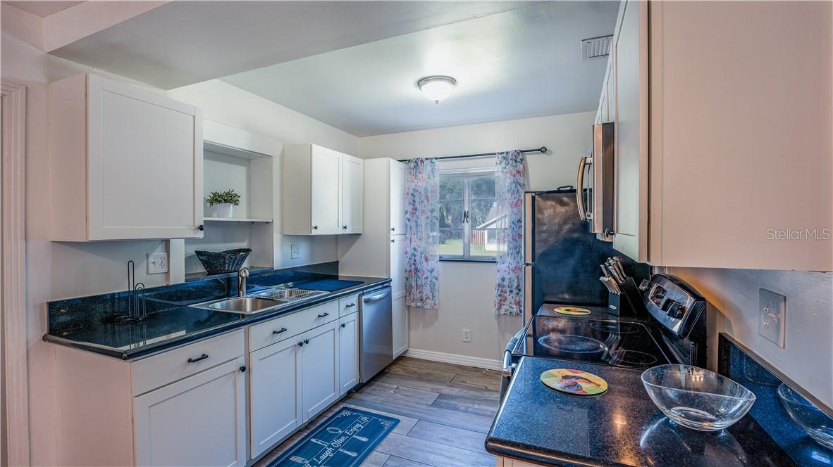 2014 NEWMAN St ORLANDO, FL 32803