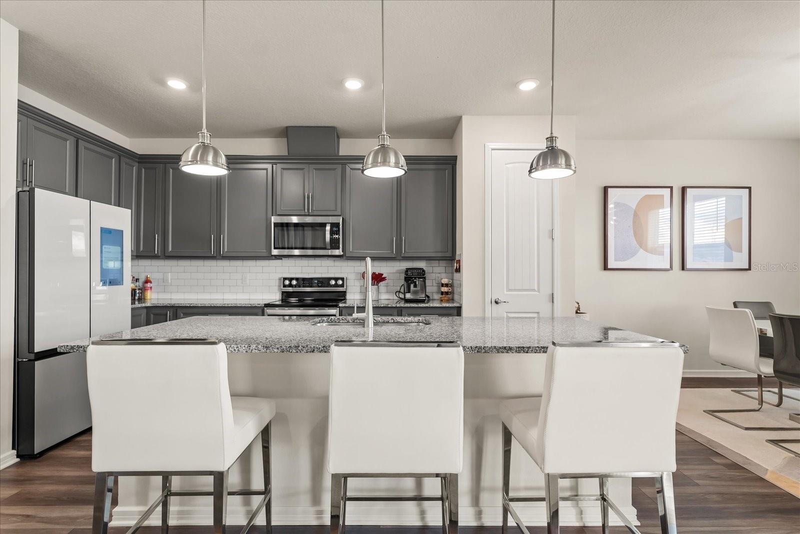 2624 BLOWING BREEZE Ave KISSIMMEE, FL 34744