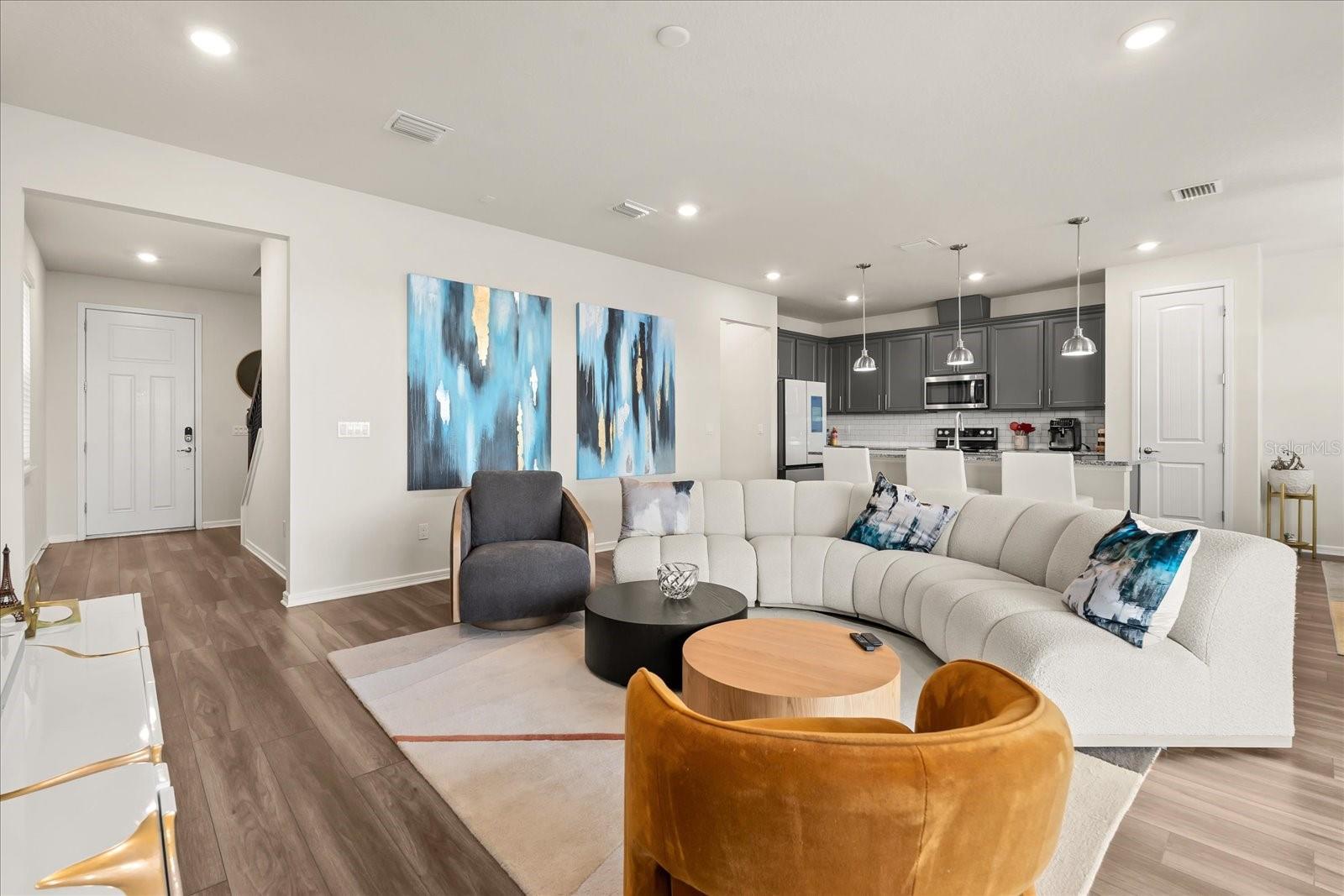 2624 BLOWING BREEZE Ave KISSIMMEE, FL 34744