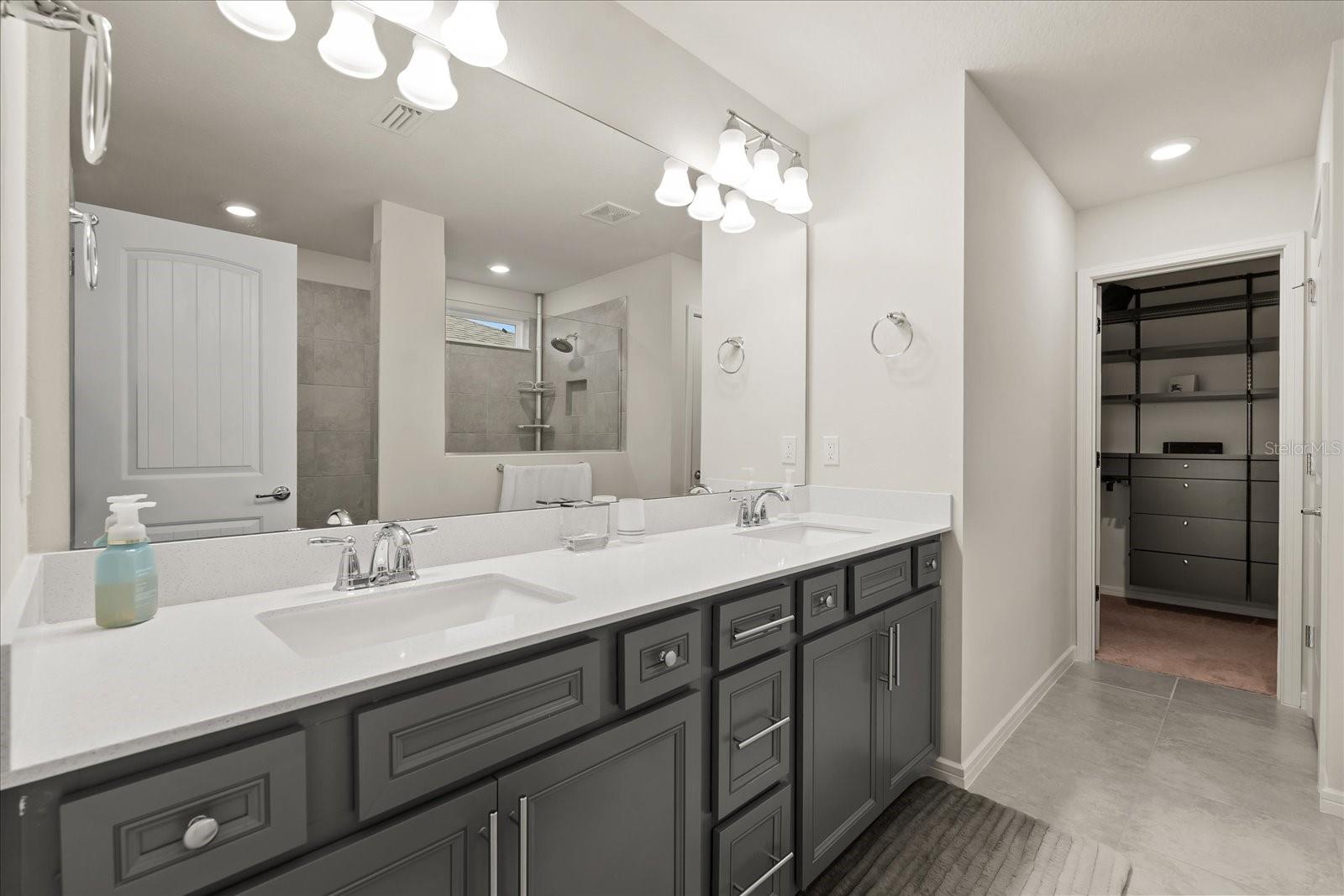 2624 BLOWING BREEZE Ave KISSIMMEE, FL 34744