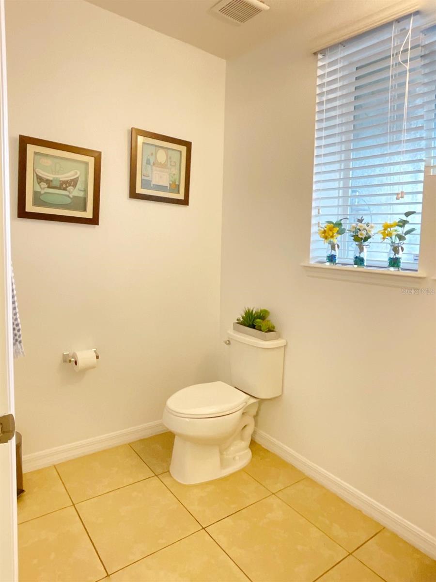 1608 MOHEGAN Blvd KISSIMMEE, FL 34744