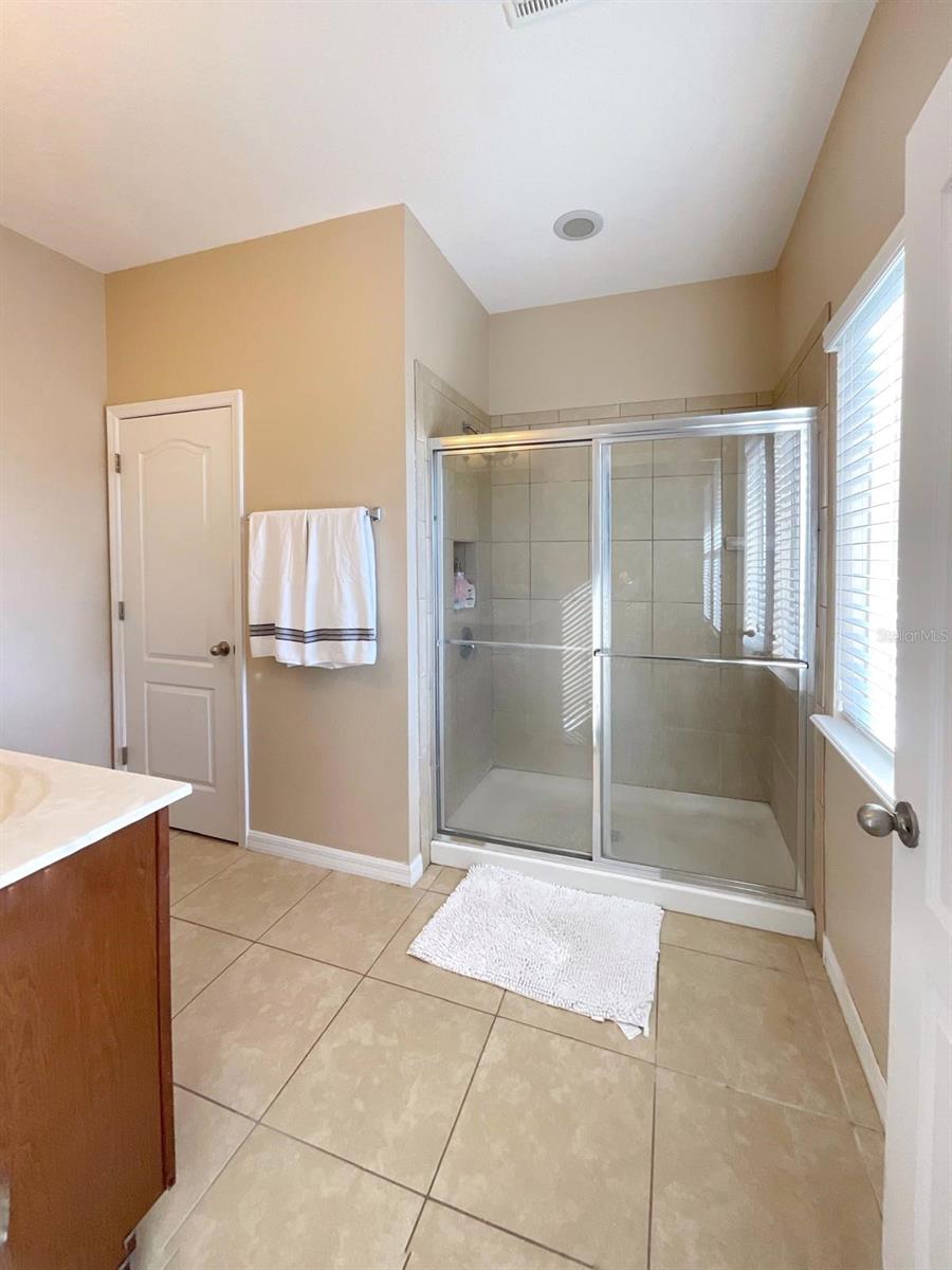 1608 MOHEGAN Blvd KISSIMMEE, FL 34744