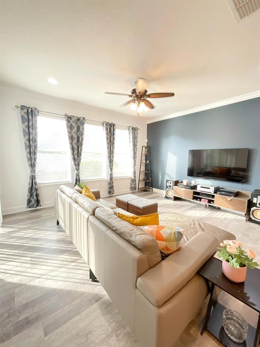 1608 MOHEGAN Blvd KISSIMMEE, FL 34744