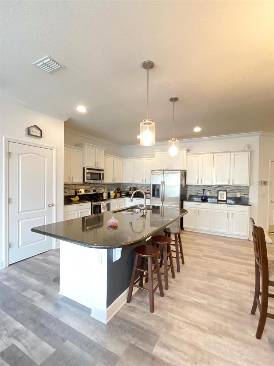 1608 MOHEGAN Blvd KISSIMMEE, FL 34744