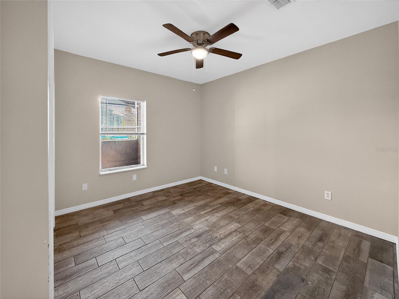 16305 ENCLAVE Vlg Dr #102 TAMPA, FL 33647