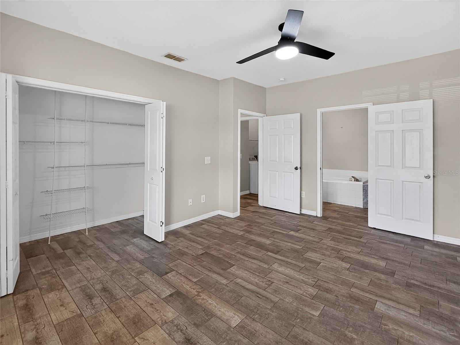 16305 ENCLAVE Vlg Dr #102 TAMPA, FL 33647