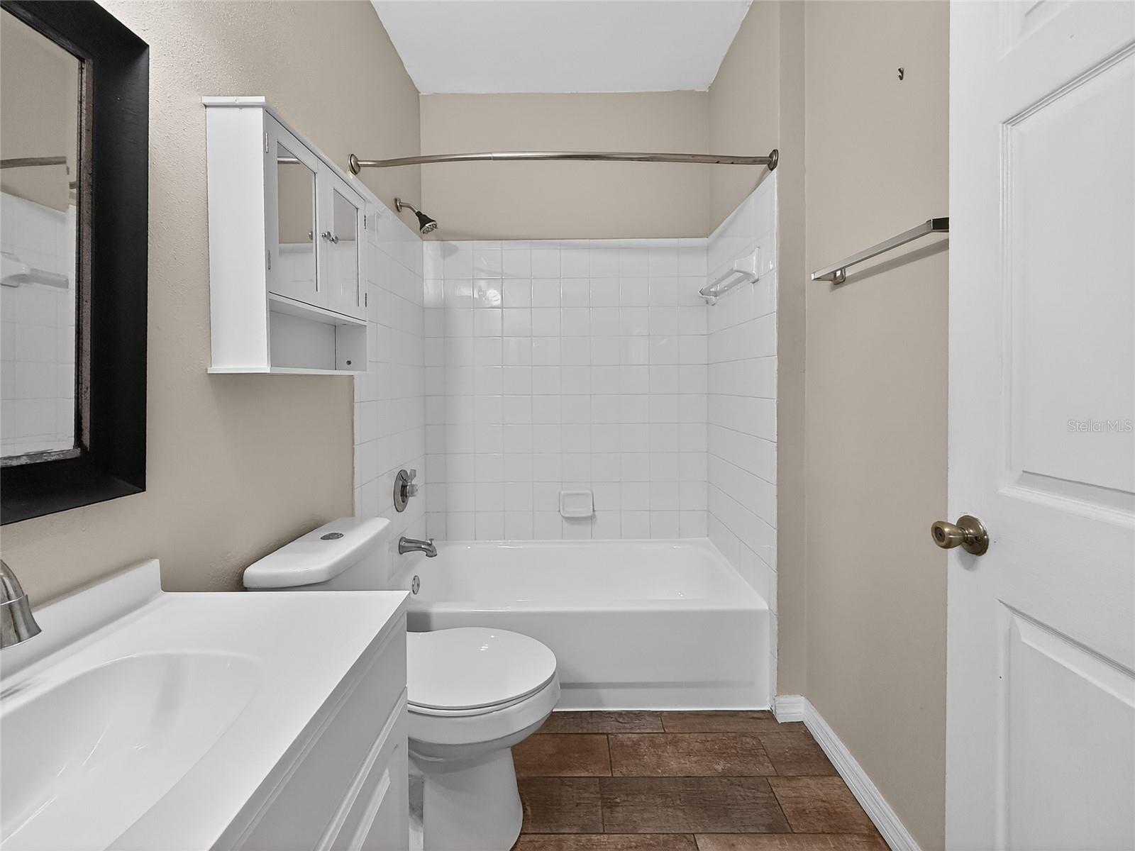 16305 ENCLAVE Vlg Dr #102 TAMPA, FL 33647