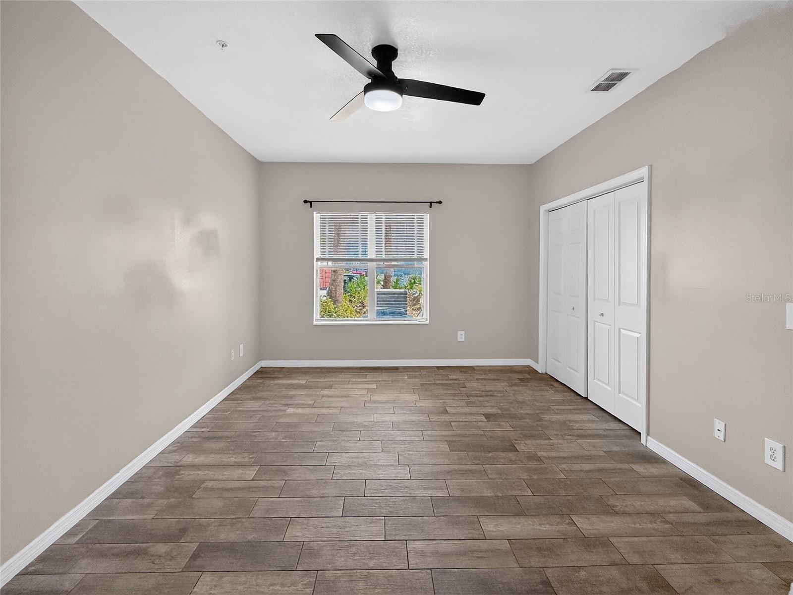 16305 ENCLAVE Vlg Dr #102 TAMPA, FL 33647