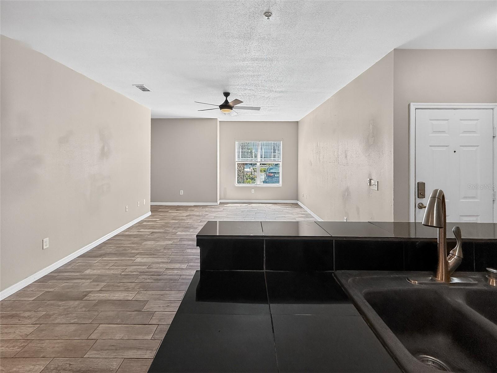 16305 ENCLAVE Vlg Dr #102 TAMPA, FL 33647