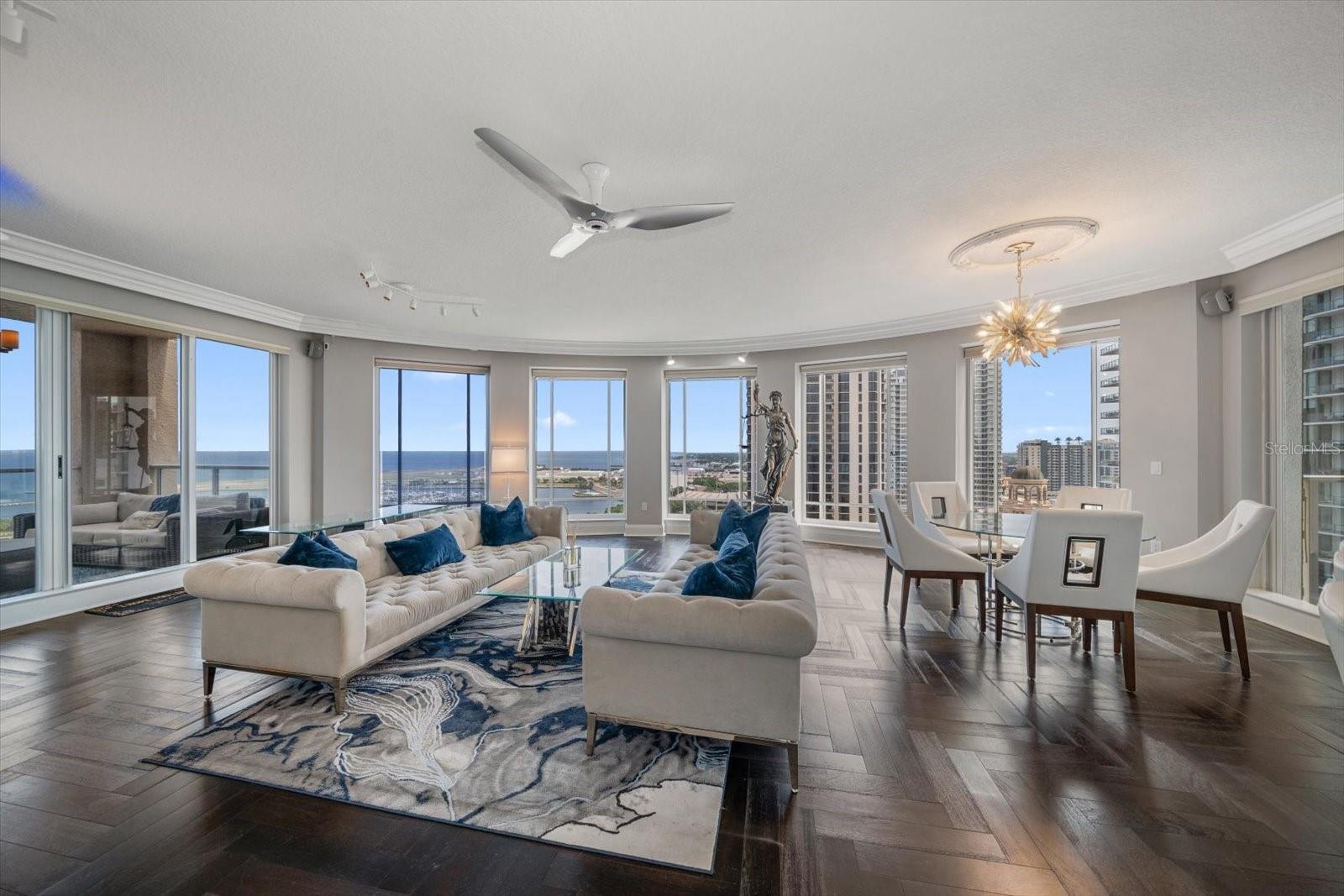 100 Bch Dr #1900 ST PETERSBURG, FL 33701