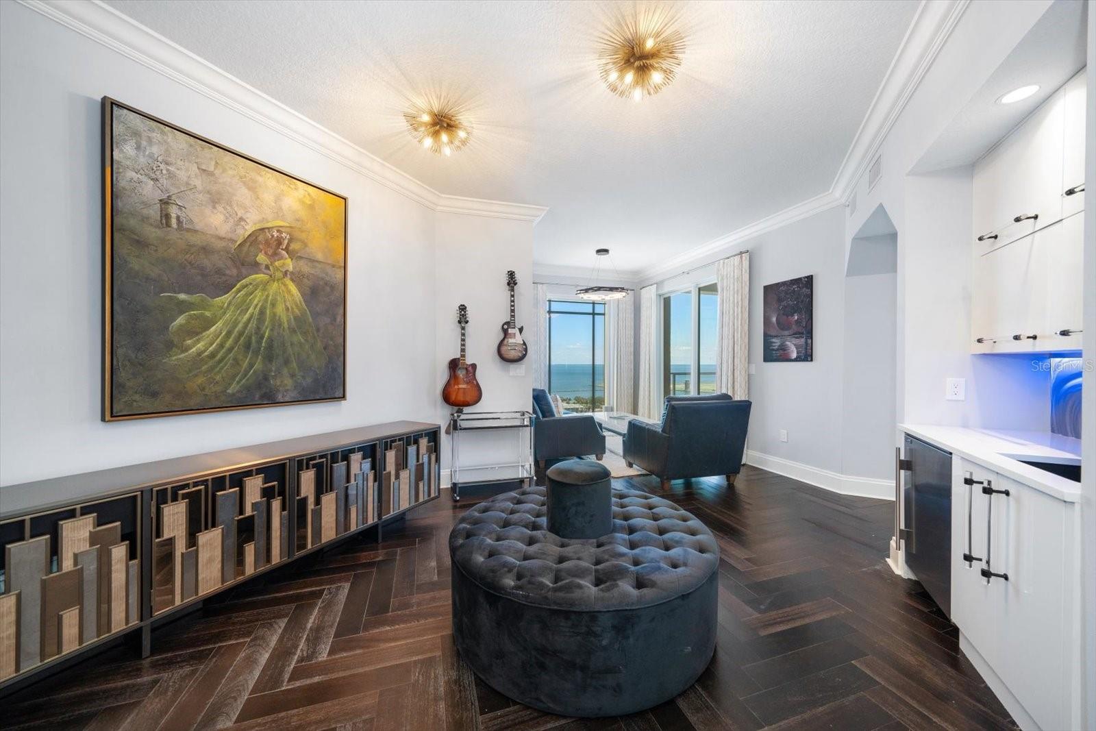 100 Bch Dr #1900 ST PETERSBURG, FL 33701