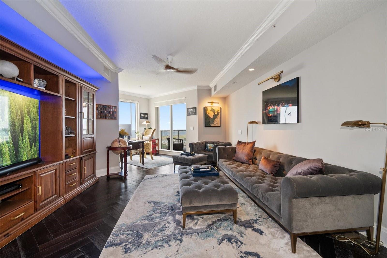 100 Bch Dr #1900 ST PETERSBURG, FL 33701