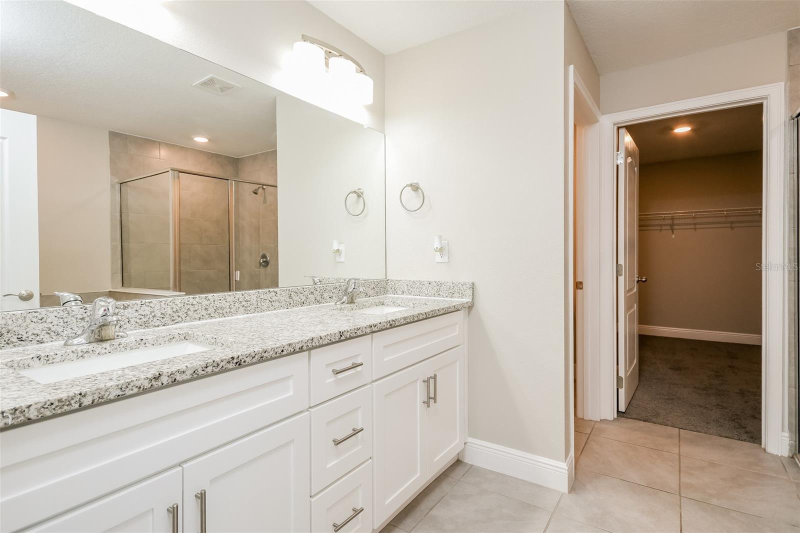 429 BROOKFIELD Dr KISSIMMEE, FL 34758