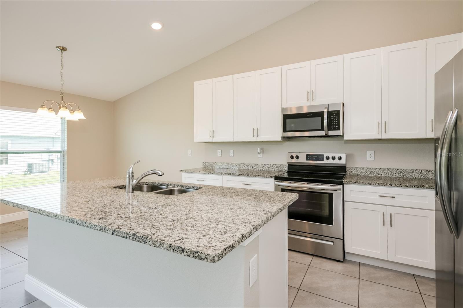 429 BROOKFIELD Dr KISSIMMEE, FL 34758