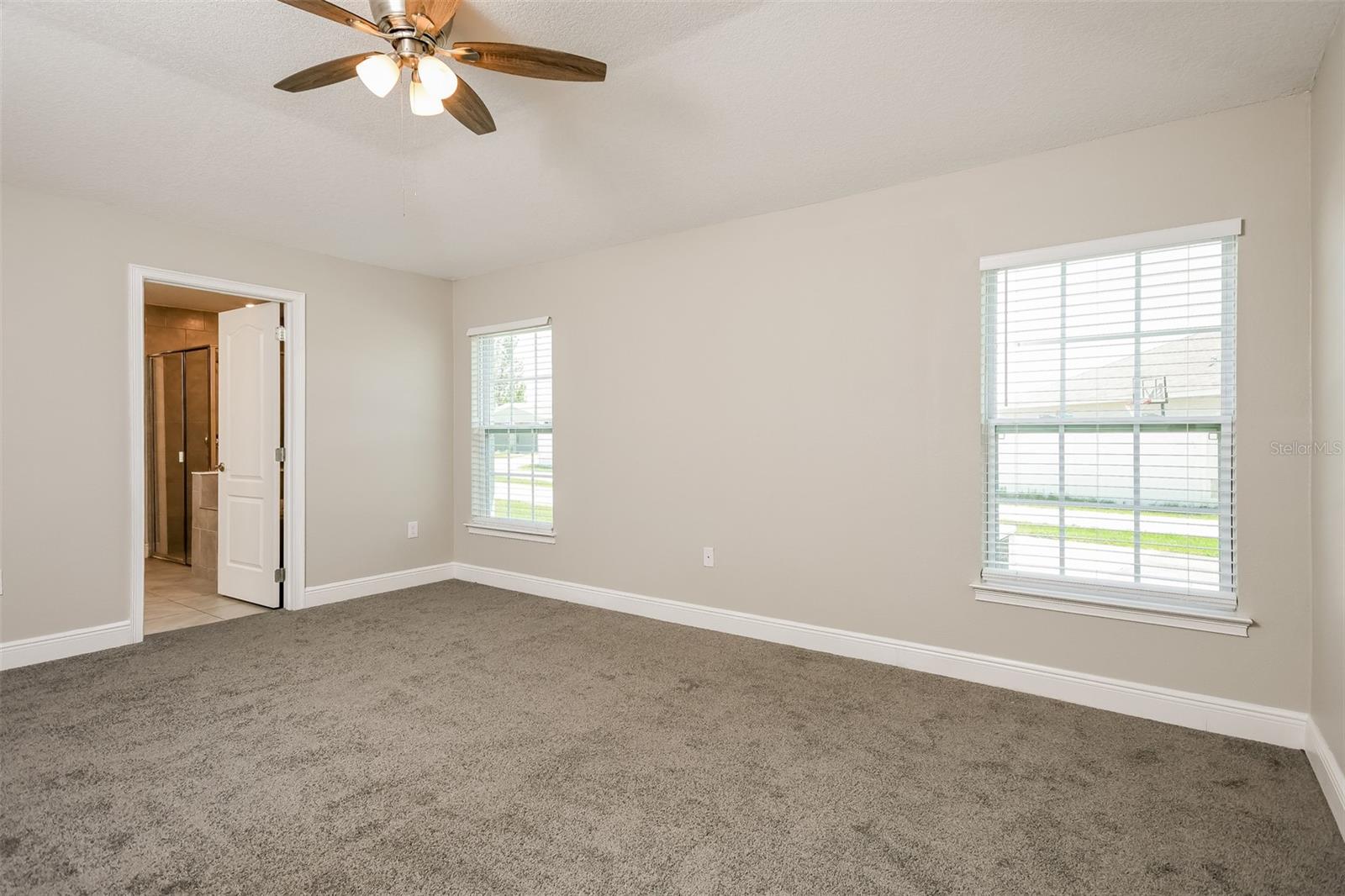 429 BROOKFIELD Dr KISSIMMEE, FL 34758