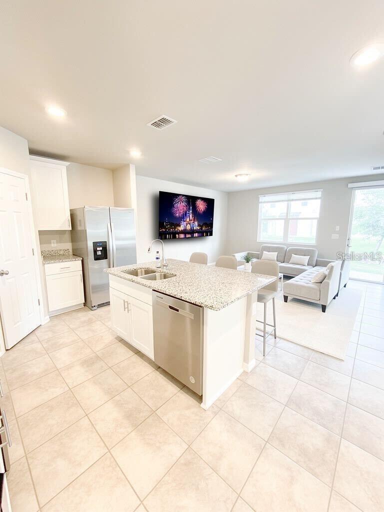 791 LEGACY Dr DAVENPORT, FL 33896