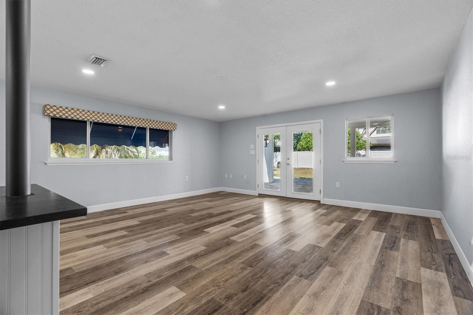 1135 SHADY Ln Dr ORLANDO, FL 32804