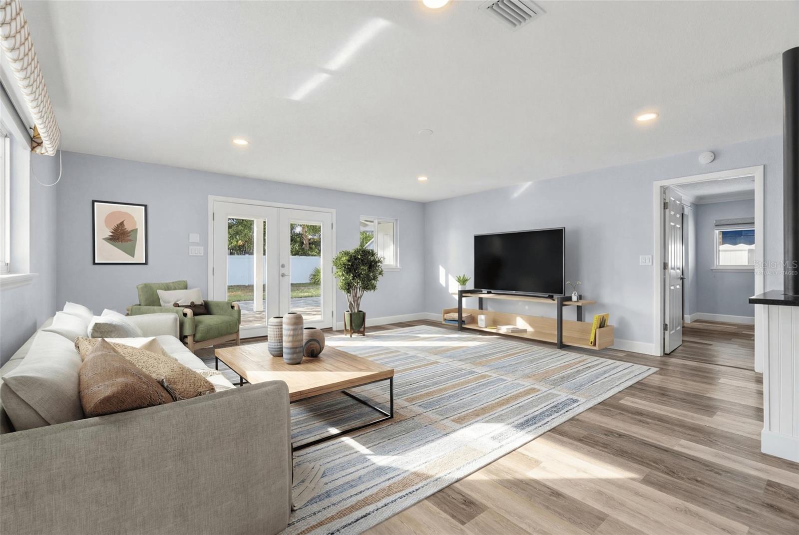 1135 SHADY Ln Dr ORLANDO, FL 32804