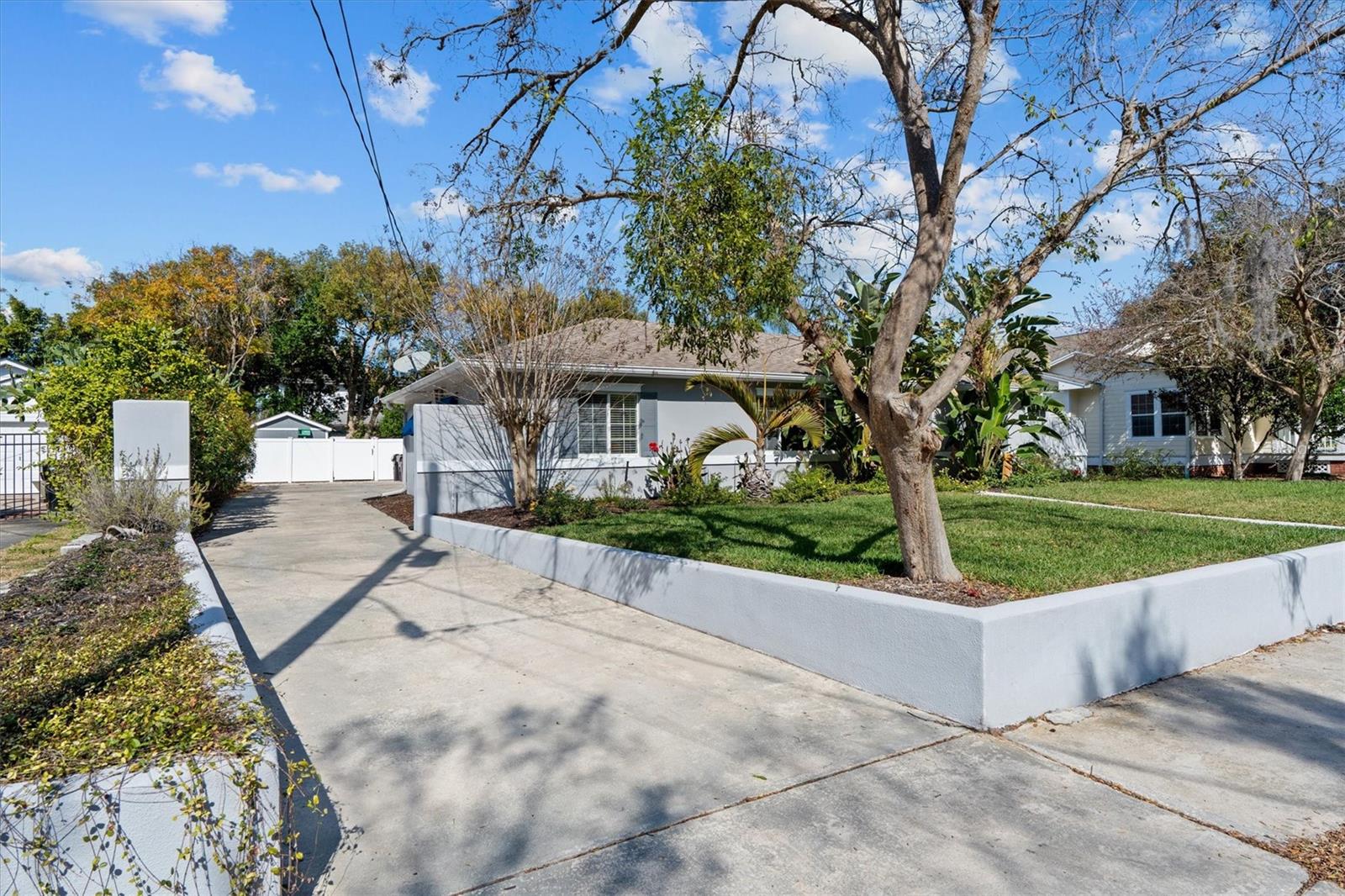 1135 SHADY Ln Dr ORLANDO, FL 32804