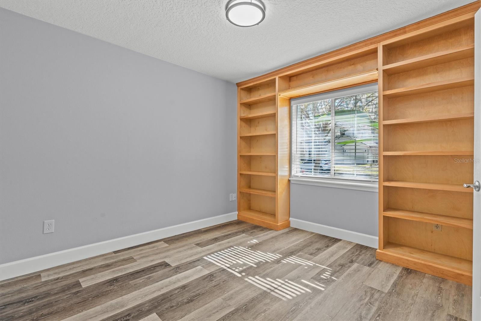 1135 SHADY Ln Dr ORLANDO, FL 32804