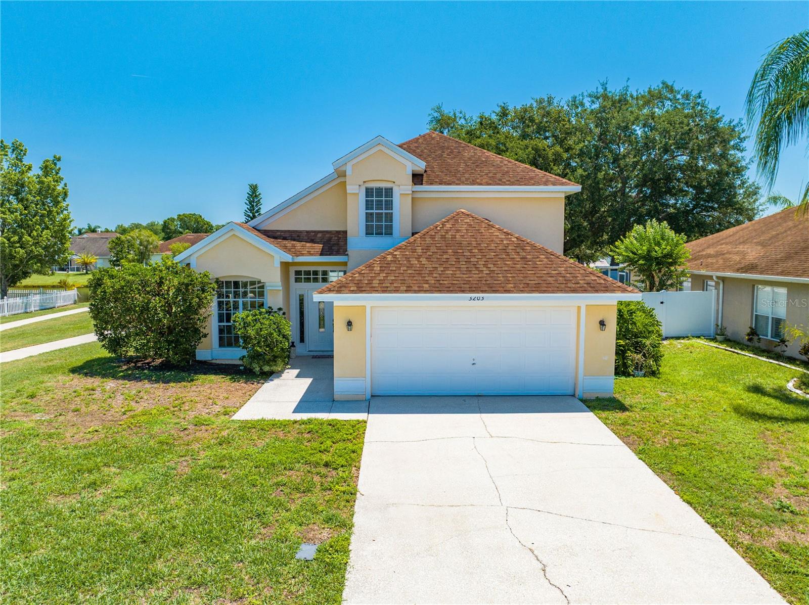 3203 HERONS Pt Cir