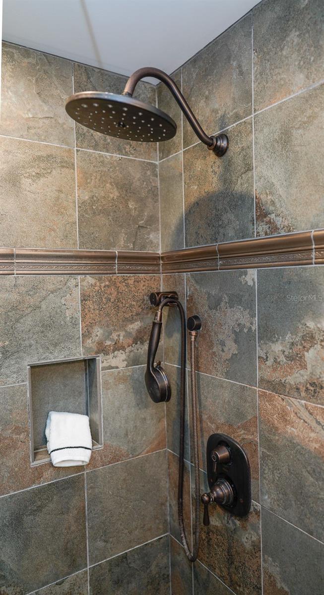 301 2ND St #14 ST PETERSBURG, FL 33701