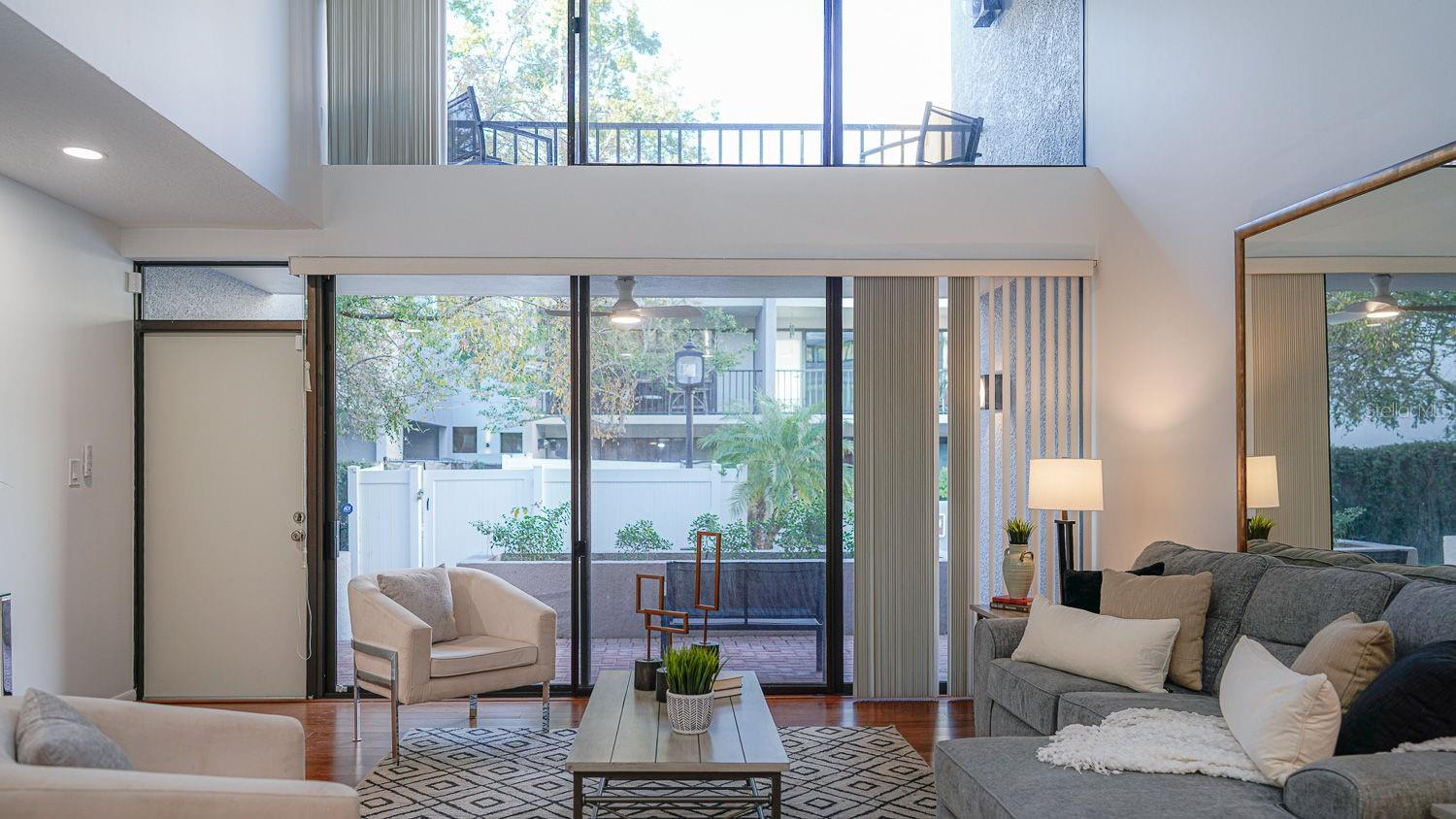 301 2ND St #14 ST PETERSBURG, FL 33701